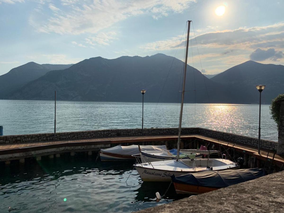 Al Porticciolo - Casa Vacanze Marone Buitenkant foto