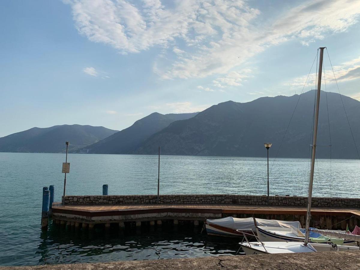 Al Porticciolo - Casa Vacanze Marone Buitenkant foto