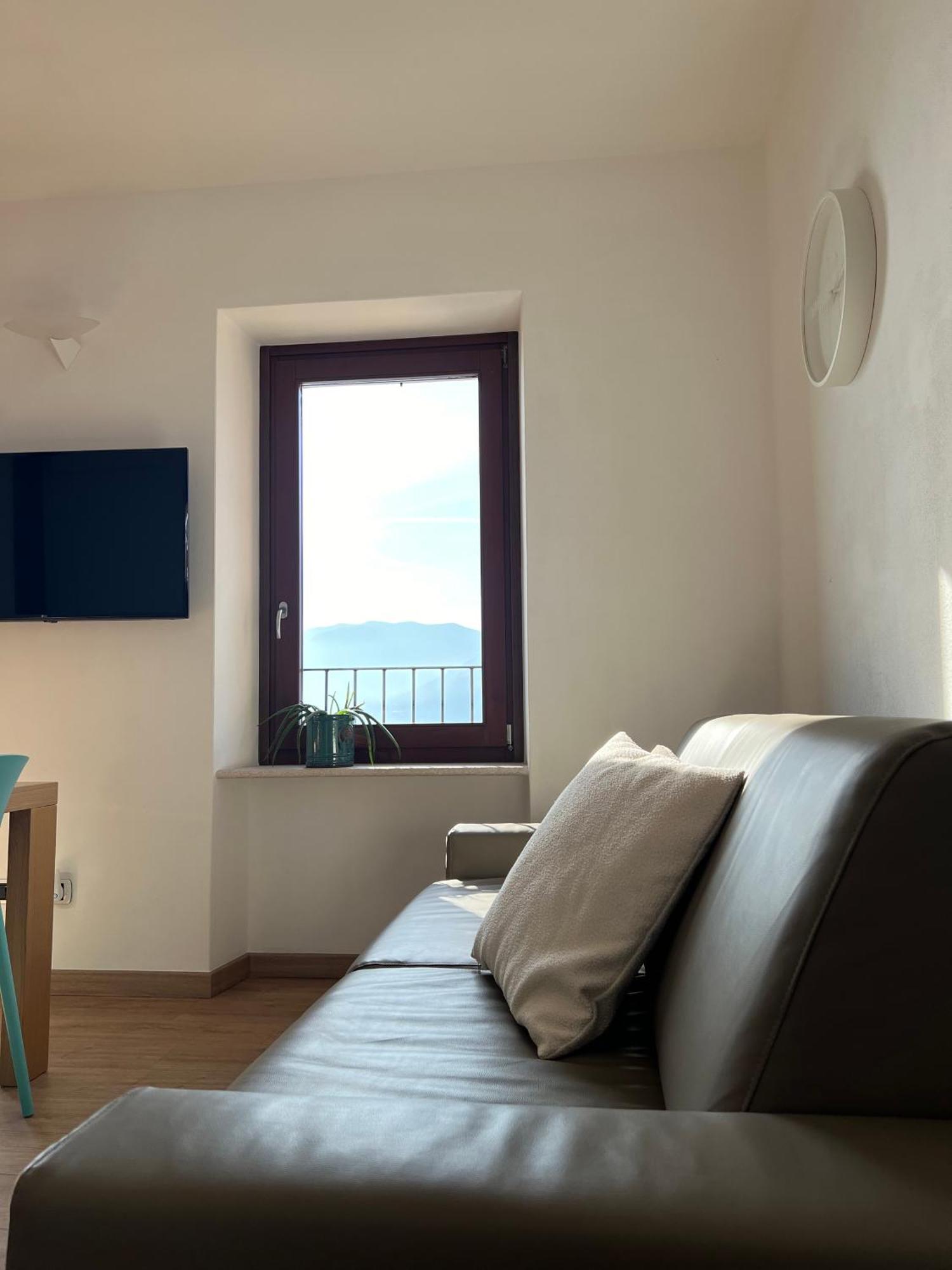Al Porticciolo - Casa Vacanze Marone Buitenkant foto
